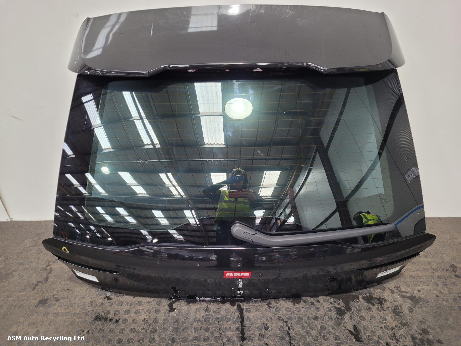View Auto part Bootlid/Tailgate Volvo V90 2024