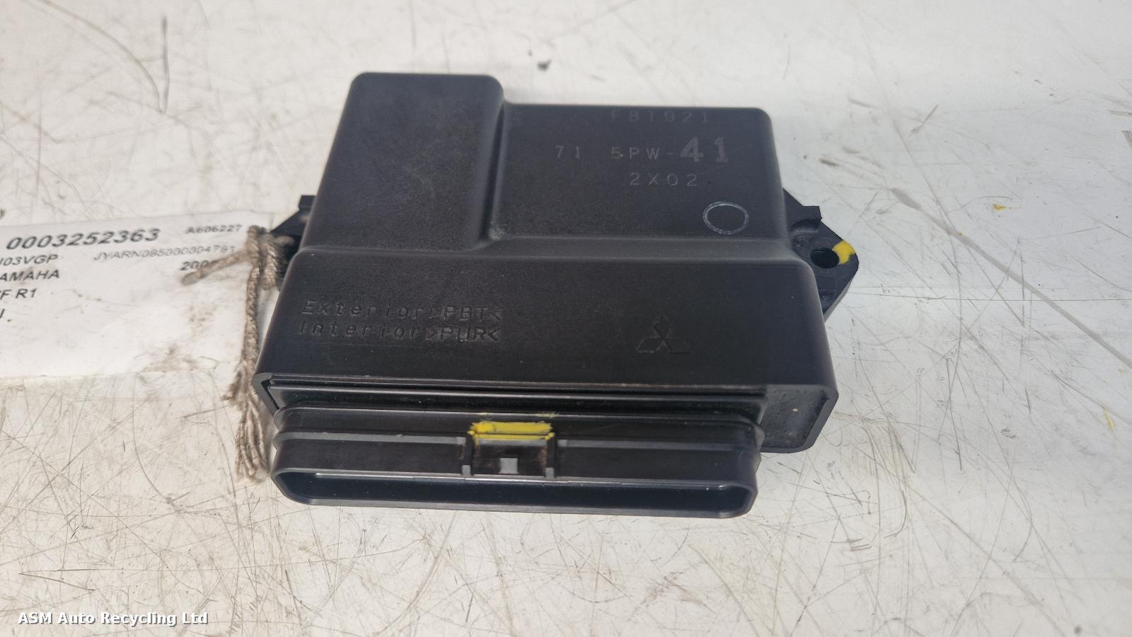 View Auto part ECU Yamaha Yzf R1 2003