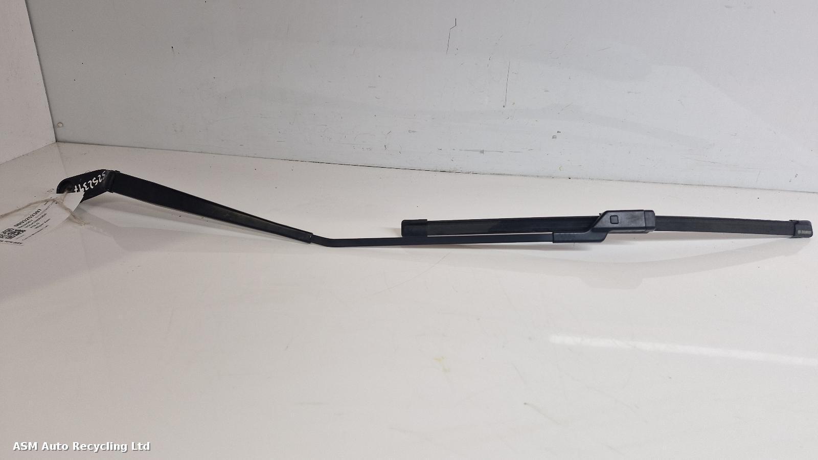 View Auto part Wiper Arm Volkswagen Polo 2006