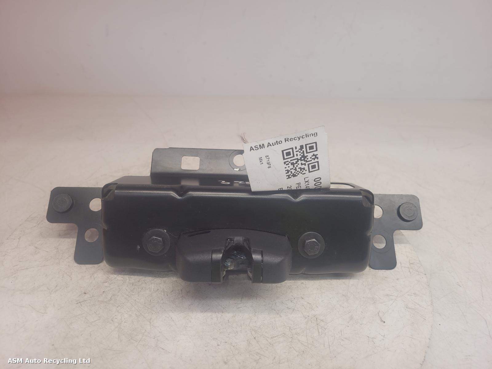 View Auto part Bootlid/Tailgate Lock Peugeot 208 2014