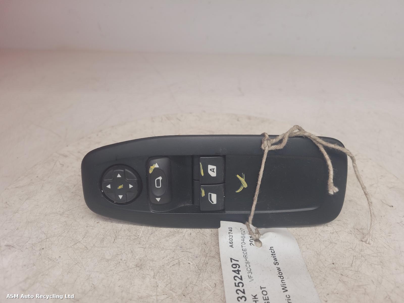 View Auto part Elect. Window Switch Peugeot 208 2014