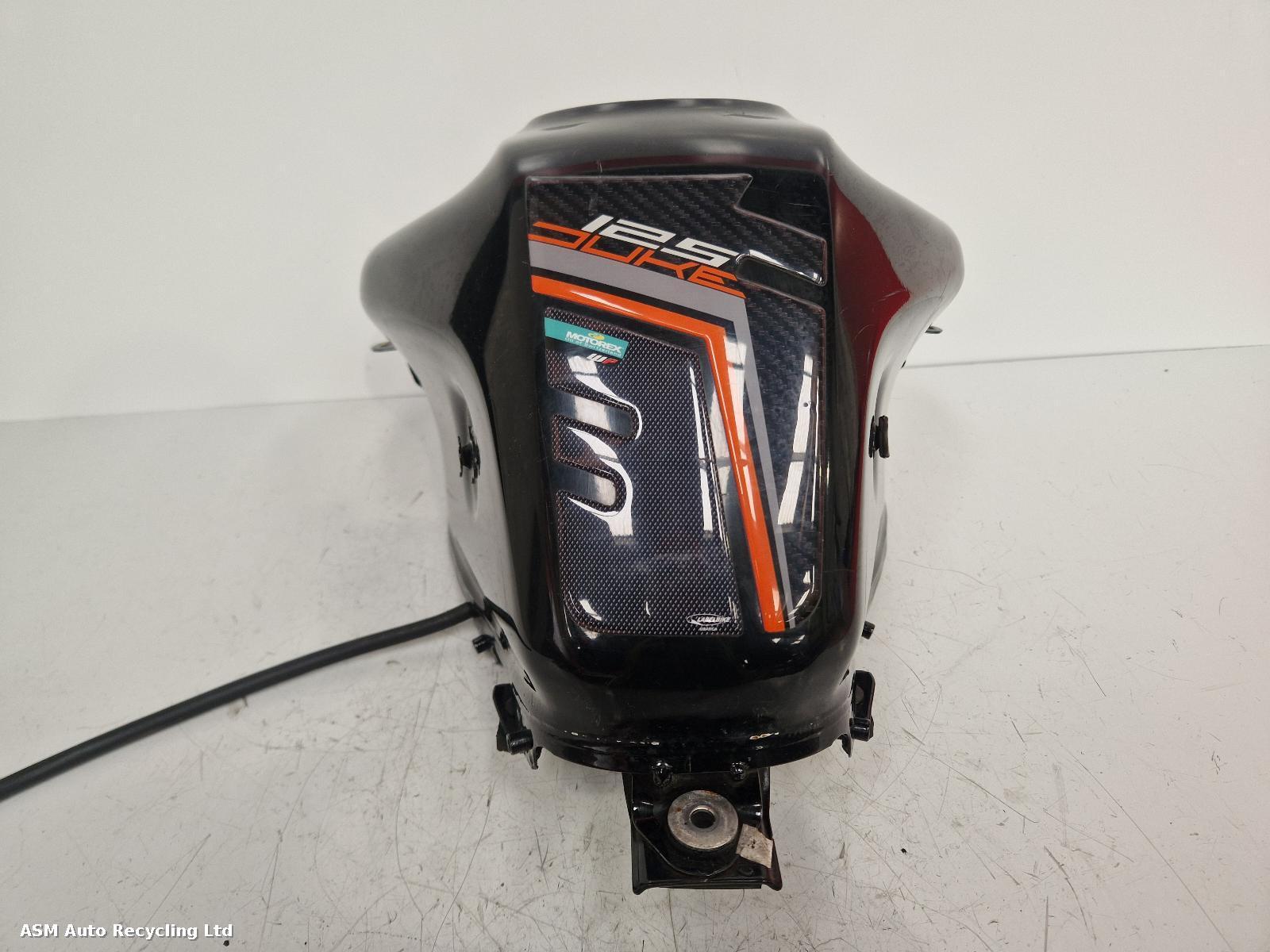 View Auto part Fuel Tank Ktm 125 Duke 2019