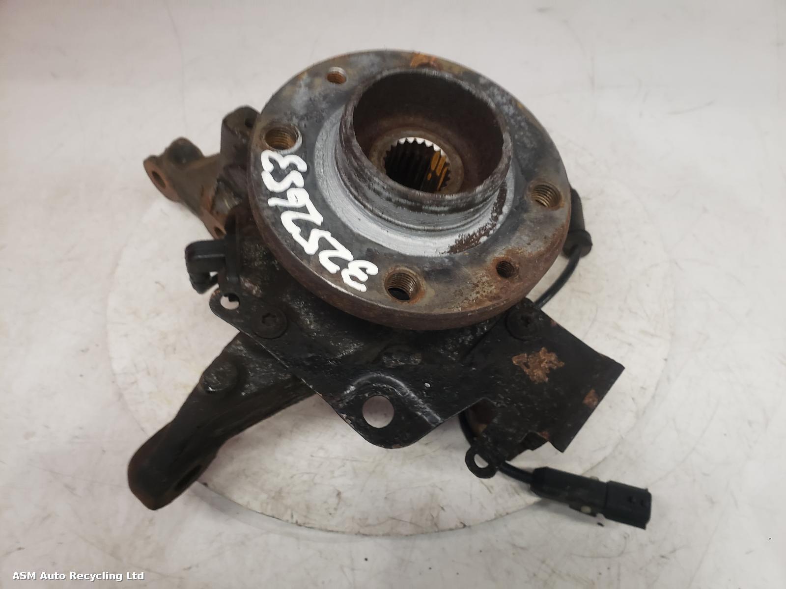 View Auto part RF Hub/Stub Axle Assembly Renault Clio 2014