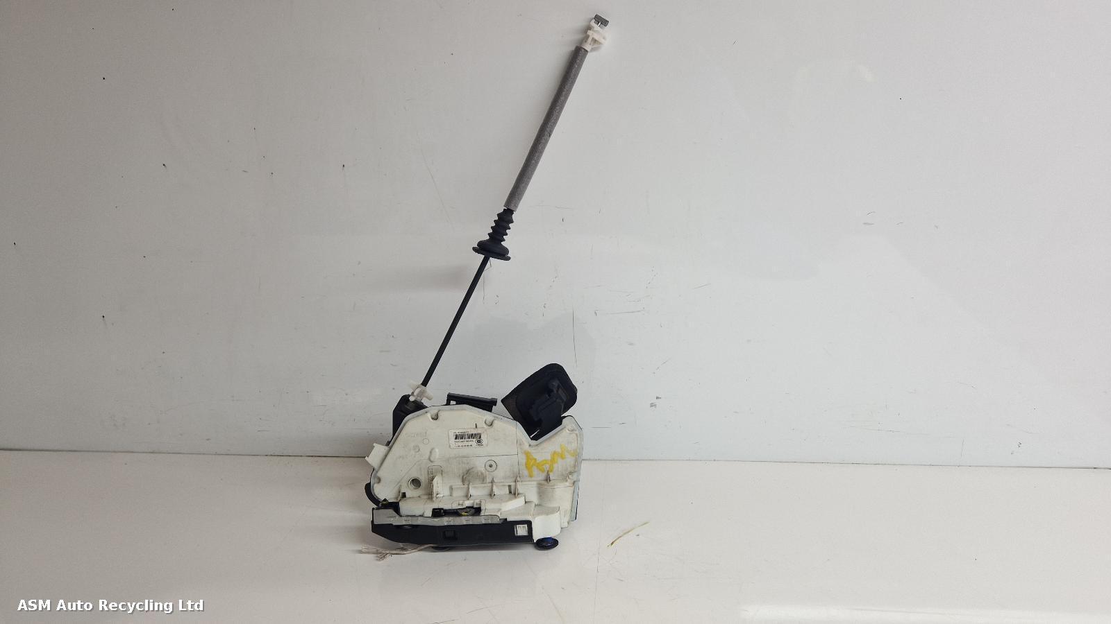 View Auto part Door Lock Assembly Skoda Fabia 2015