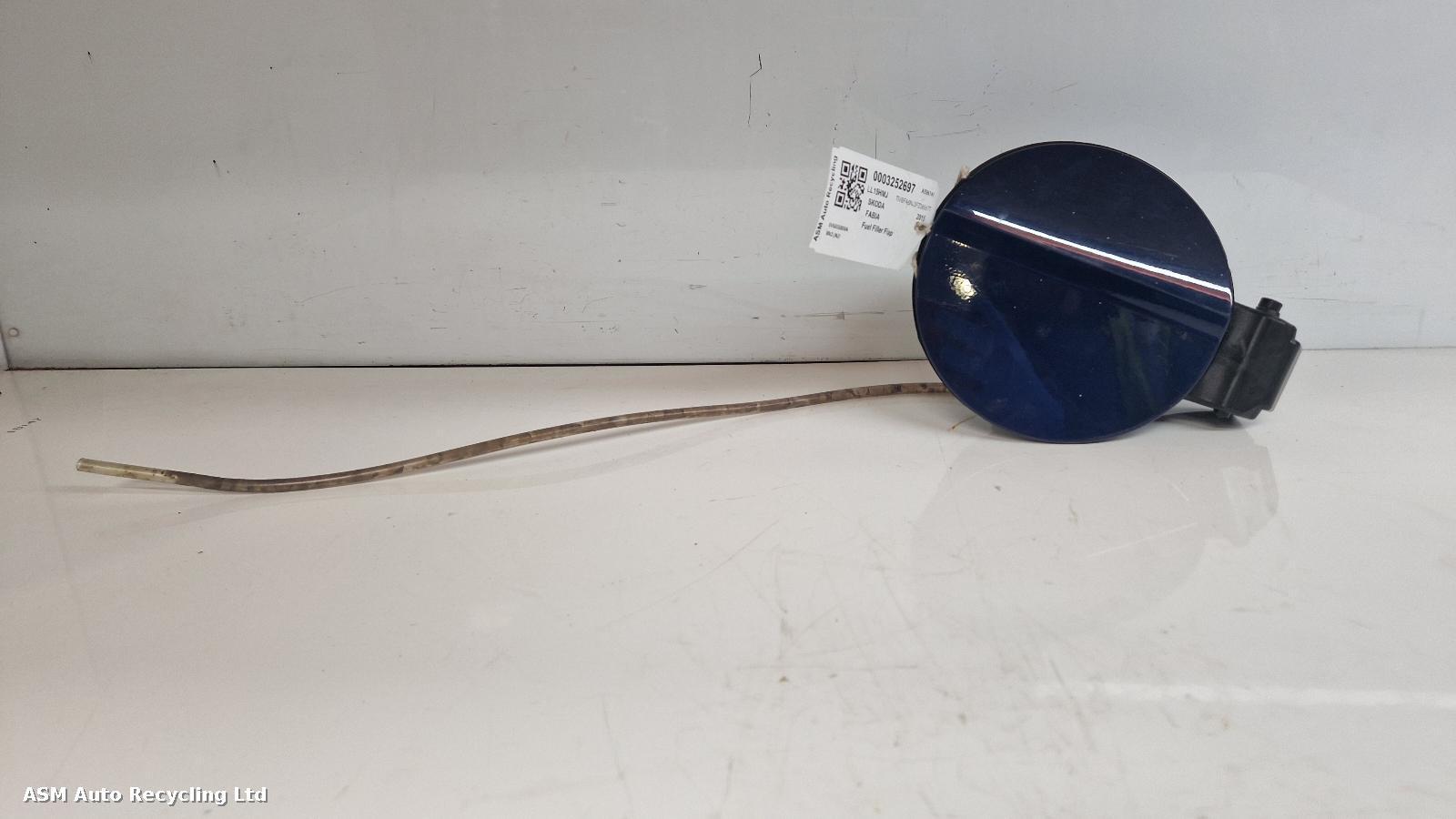 View Auto part Fuel Filler Flap Skoda Fabia 2015