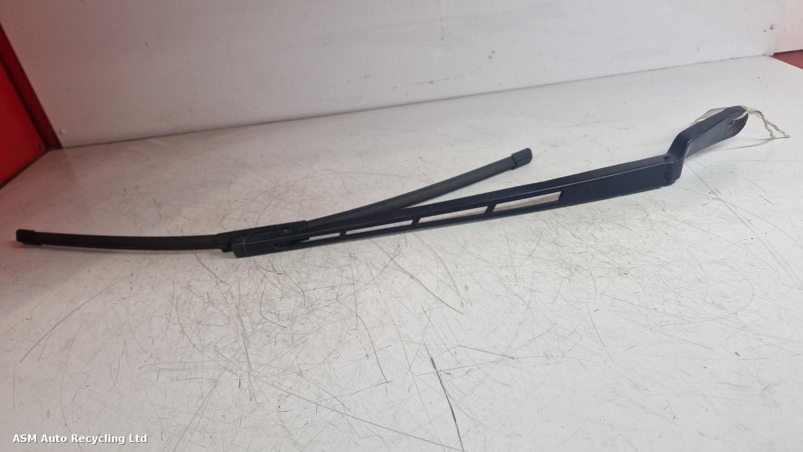 View Auto part Wiper Arm Audi Q7 2007