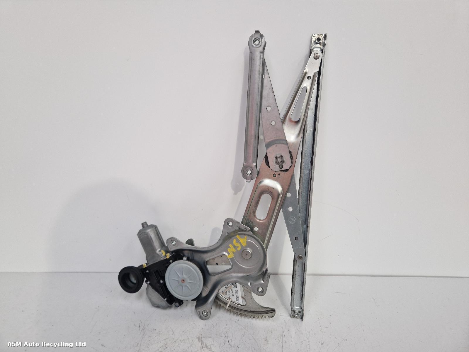 View Auto part RF Window Regulator Toyota Prius 2015