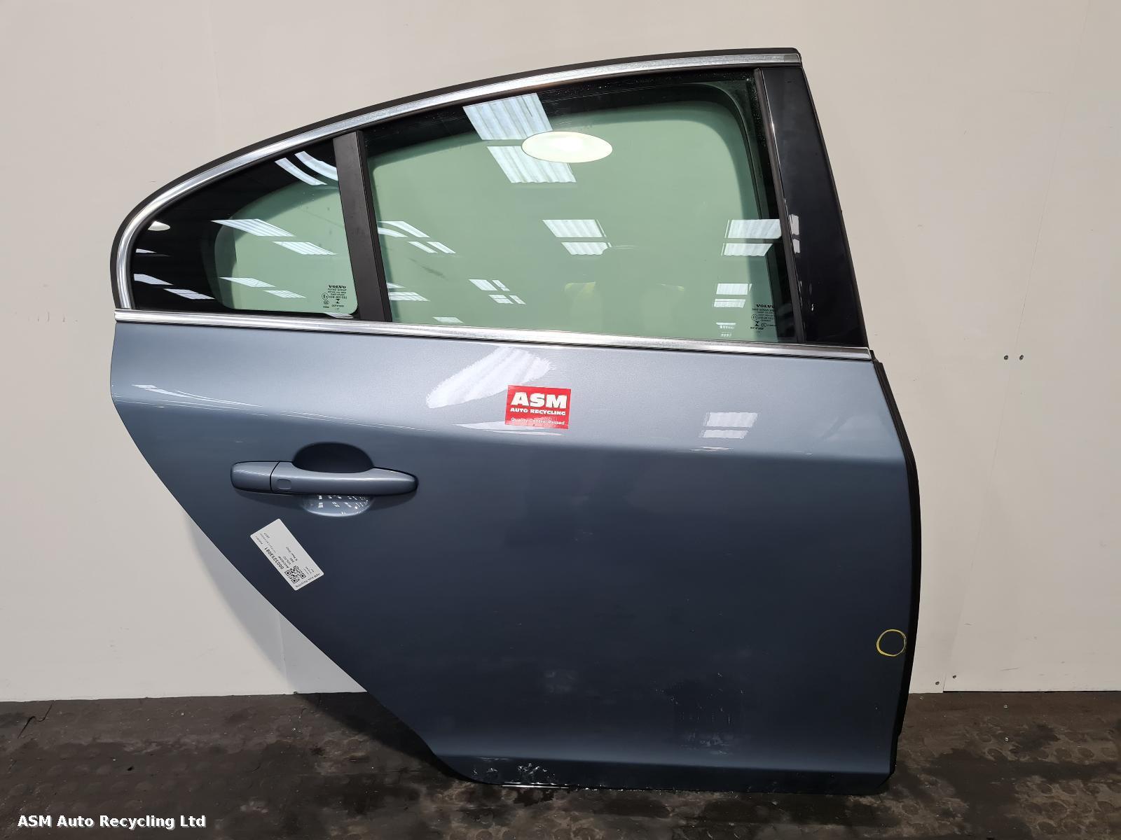 View Auto part R Rear Door Volvo S60 2017