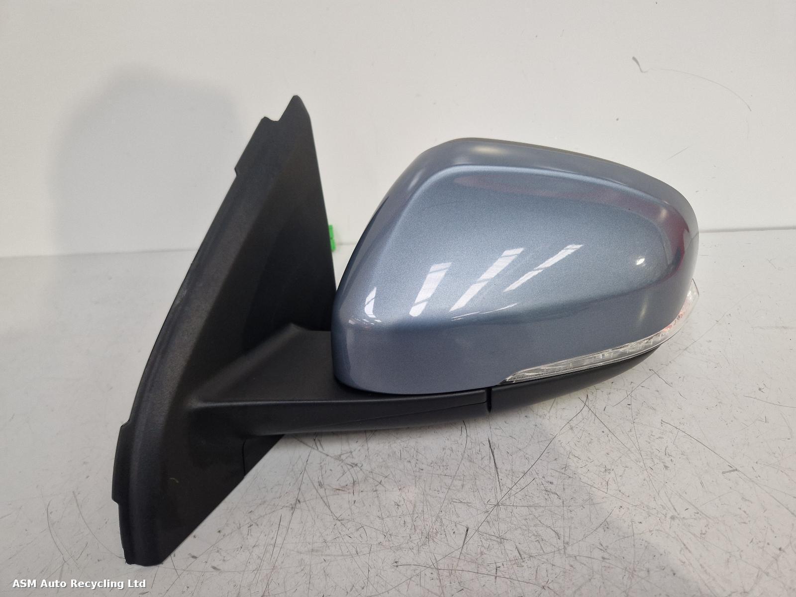View Auto part L Door Mirror Volvo S60 2017