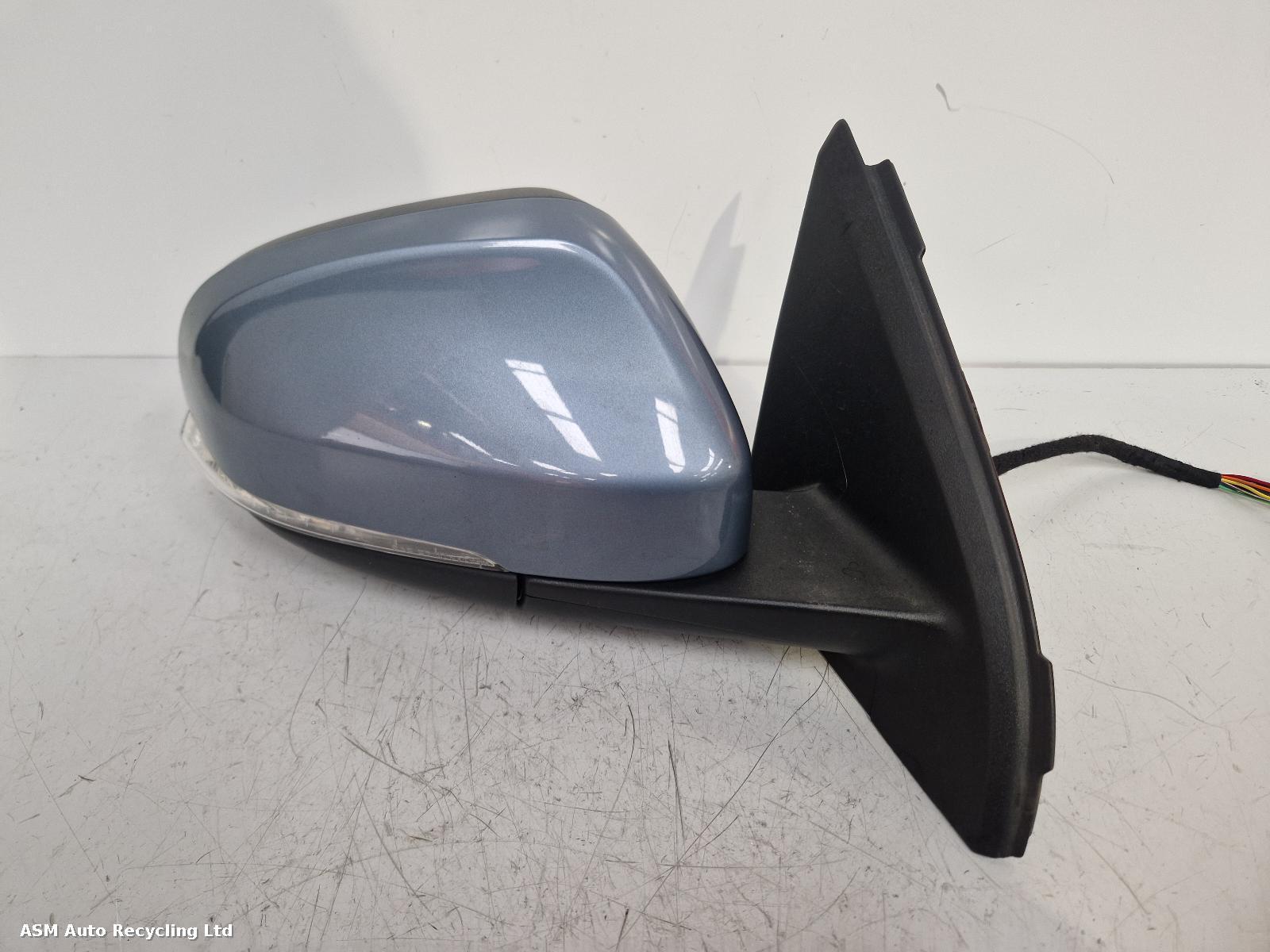 View Auto part R Door Mirror Volvo S60 2017