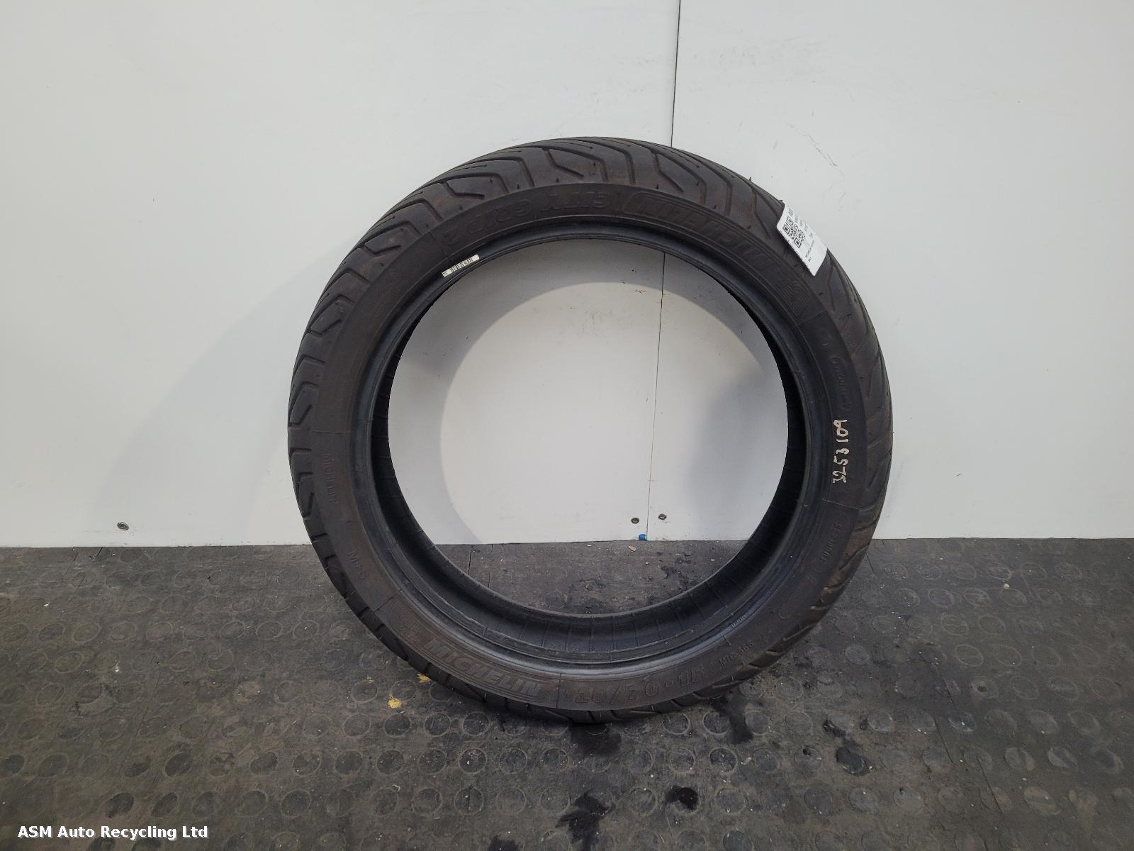 View Auto part Tyre Yamaha Yp 125 R X-max 2015