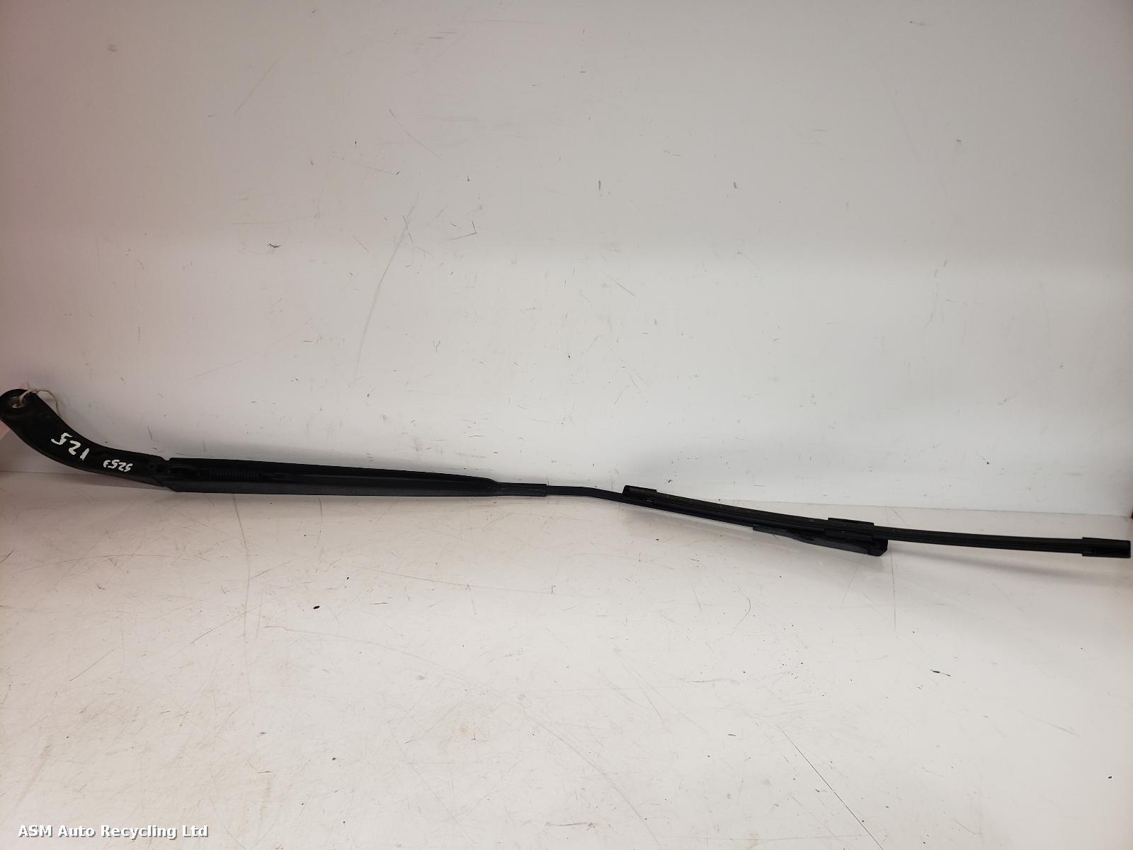 View Auto part Wiper Arm Nissan Qashqai 2012