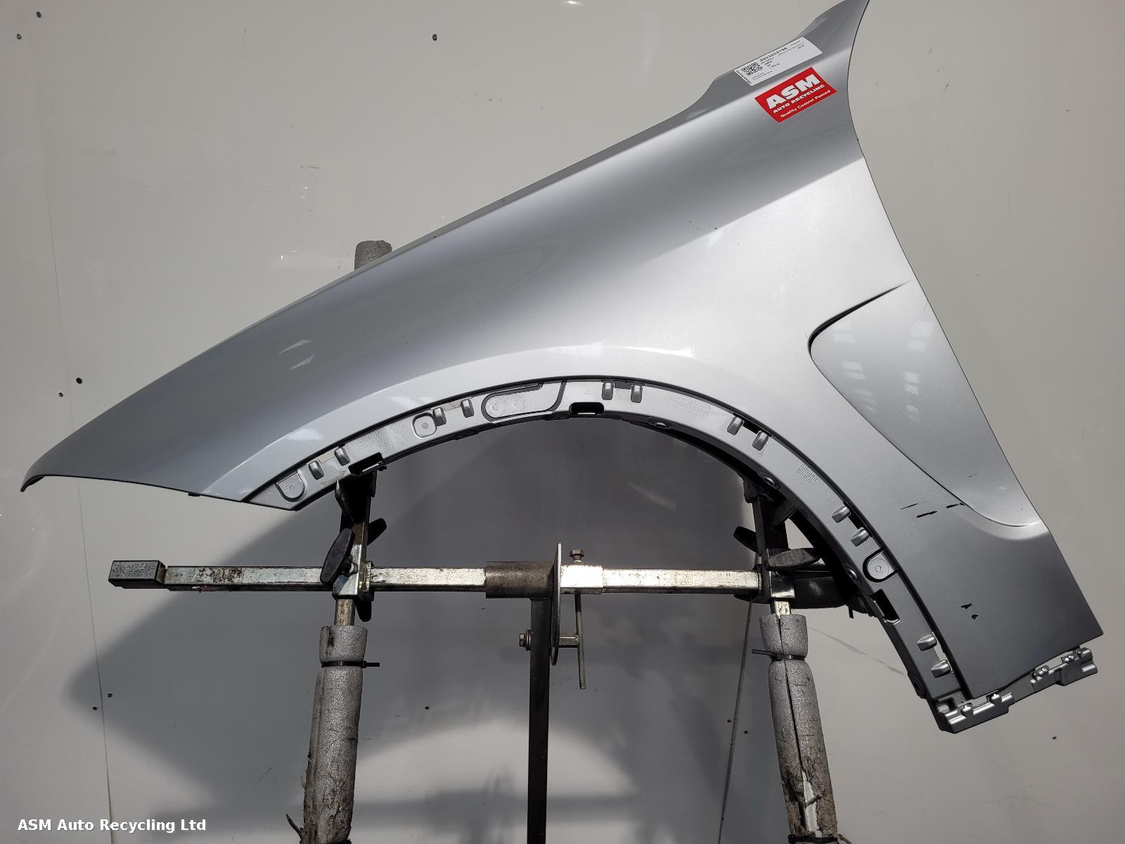 View Auto part L Wing Bmw X5 2018