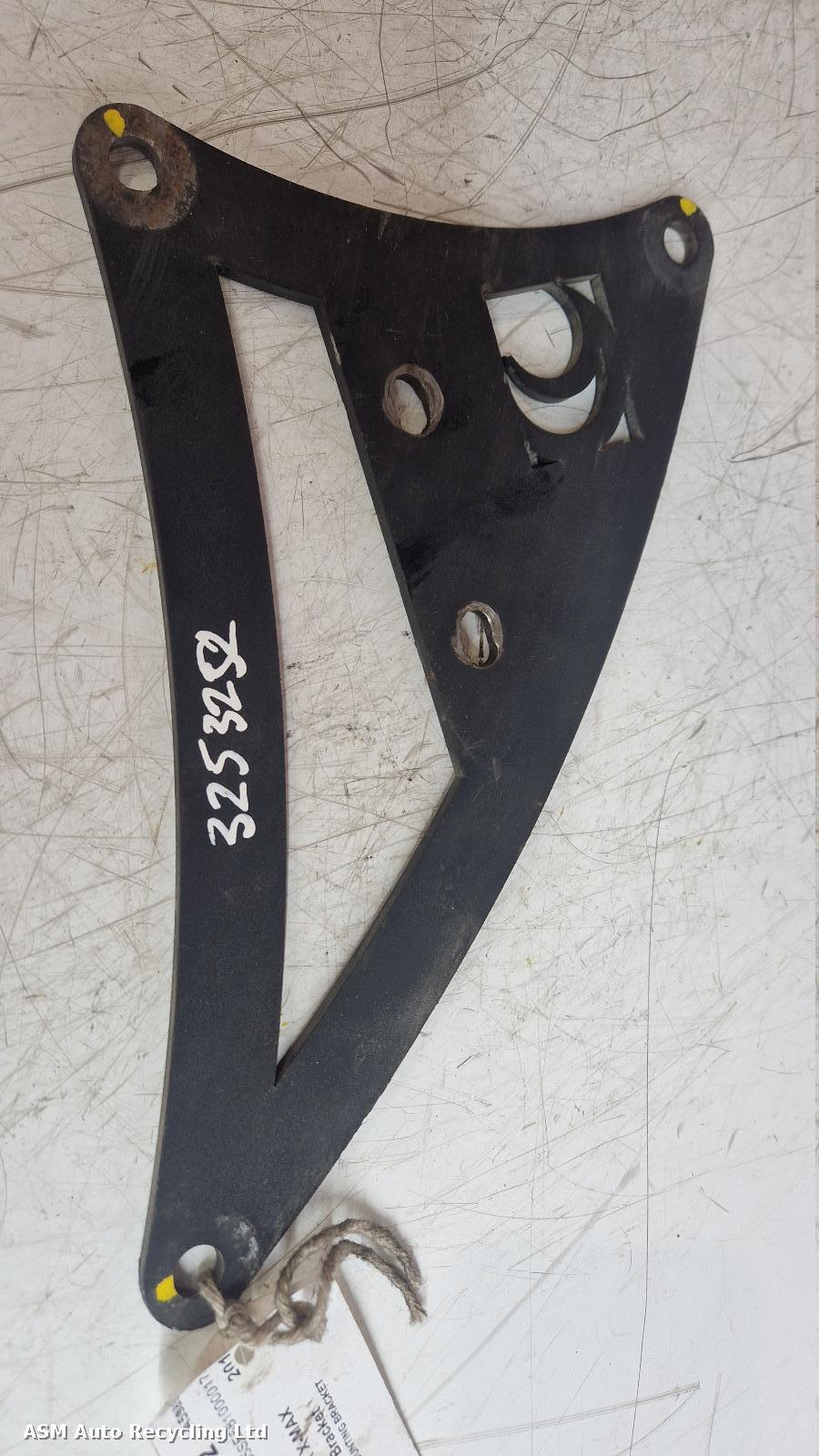 View Auto part Misc Bracket Yamaha Yp 125 R X-max	 2015