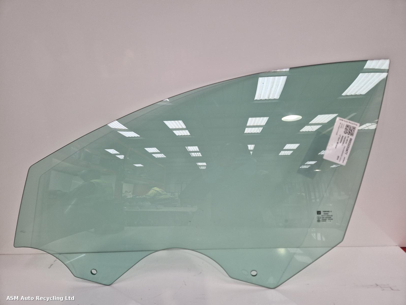 View Auto part LF Door Window Vauxhall Insignia 2014