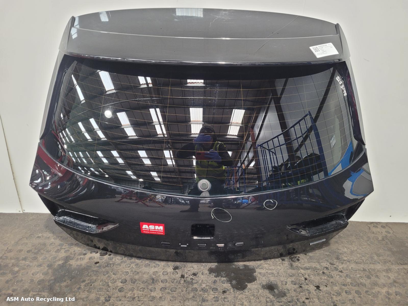 View Auto part Bootlid/Tailgate Seat Leon 2020