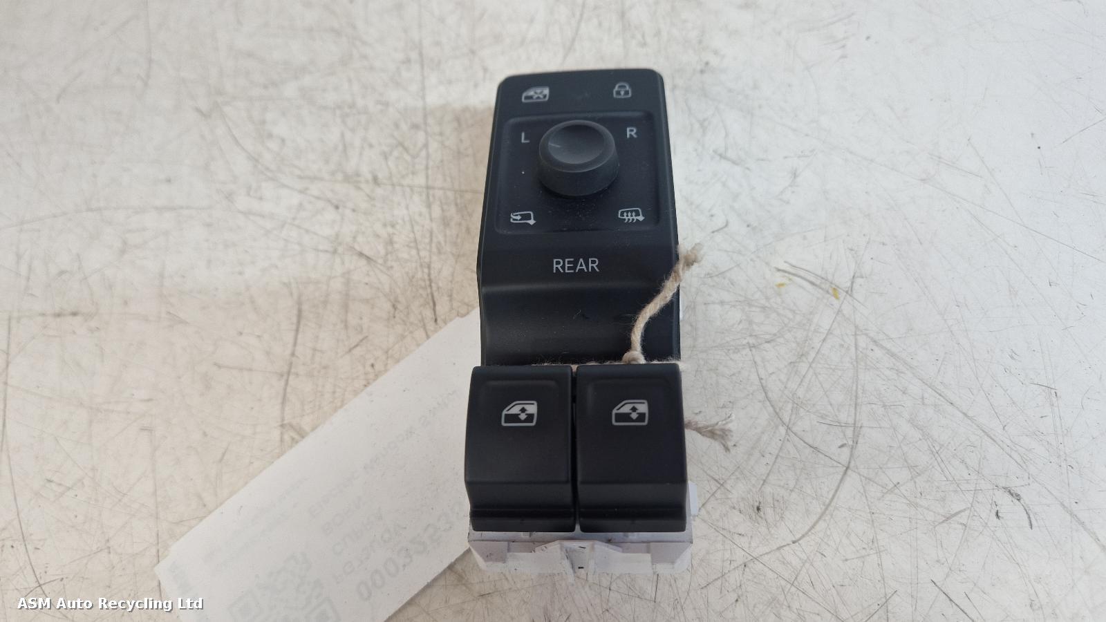 View Auto part Elect. Window Switch Cupra Born 2023