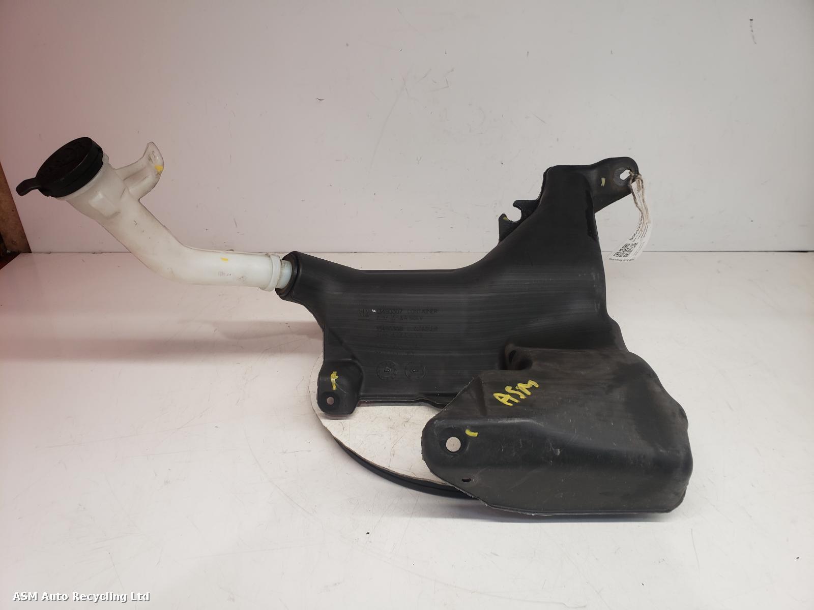 View Auto part Washer Bottle Vauxhall Insignia 2017