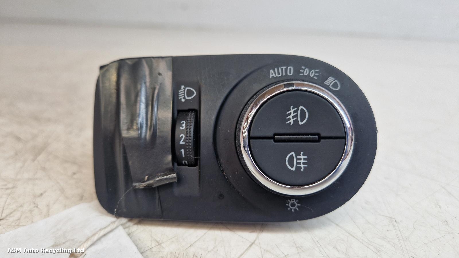 View Auto part Headlight Switch Vauxhall Corsa 2022