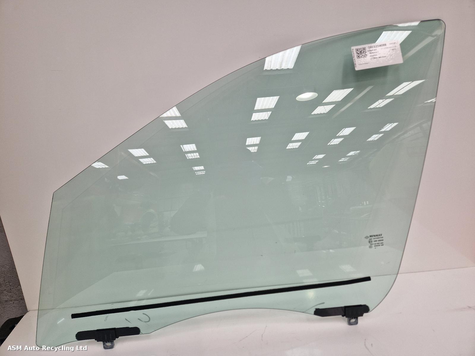 View Auto part LF Door Window Renault Scenic 2013