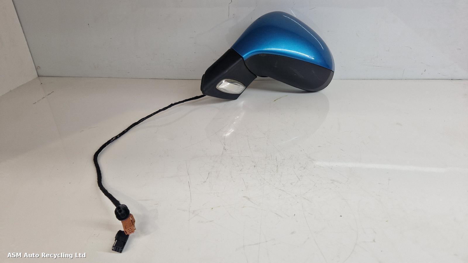 View Auto part L Door Mirror Peugeot 207 2012