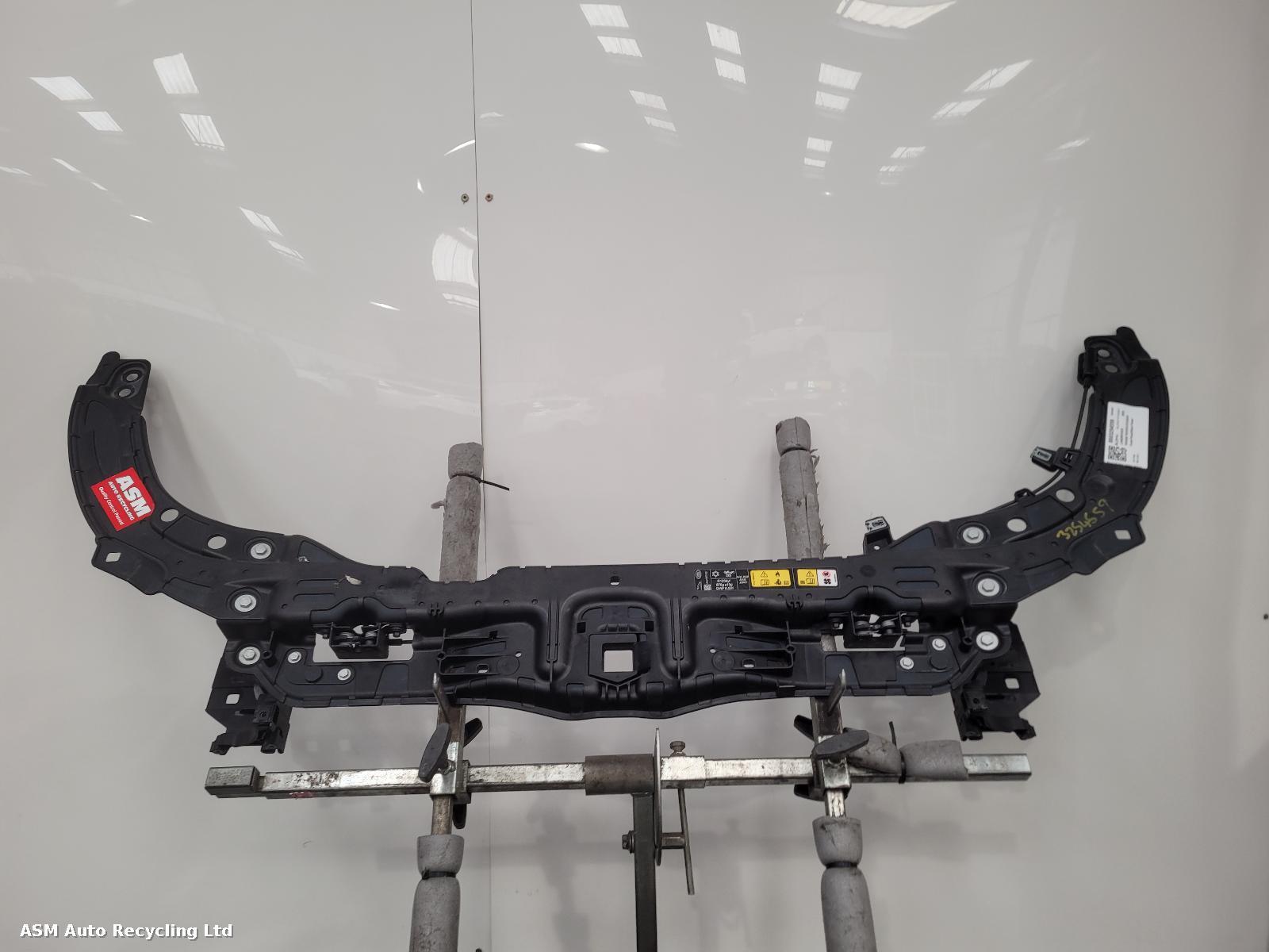 View Auto part Front Panel Land Rover Range Rover Evoque 2025