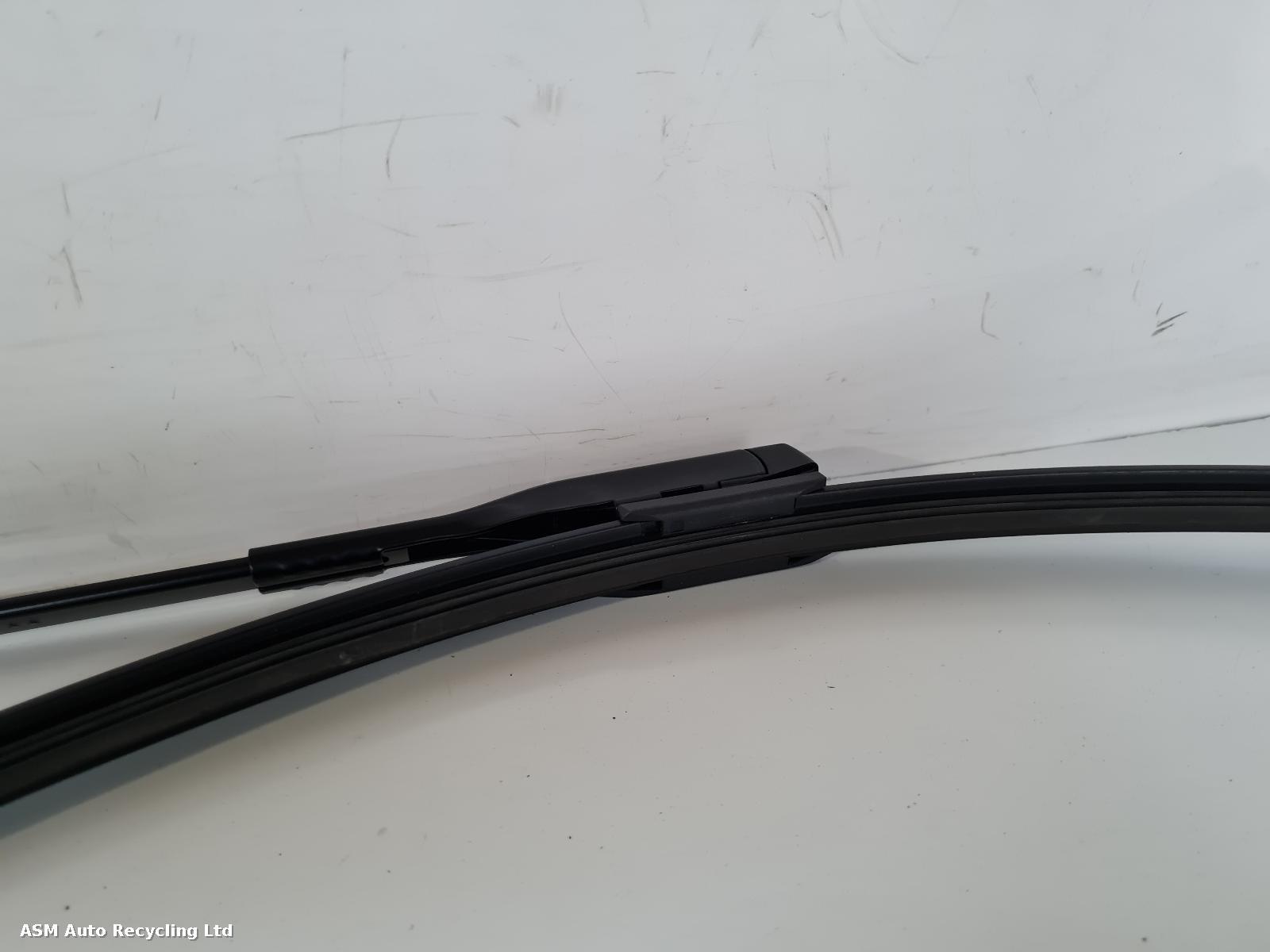 View Auto part Wiper Arm Land Rover Range Rover Evoque 2025