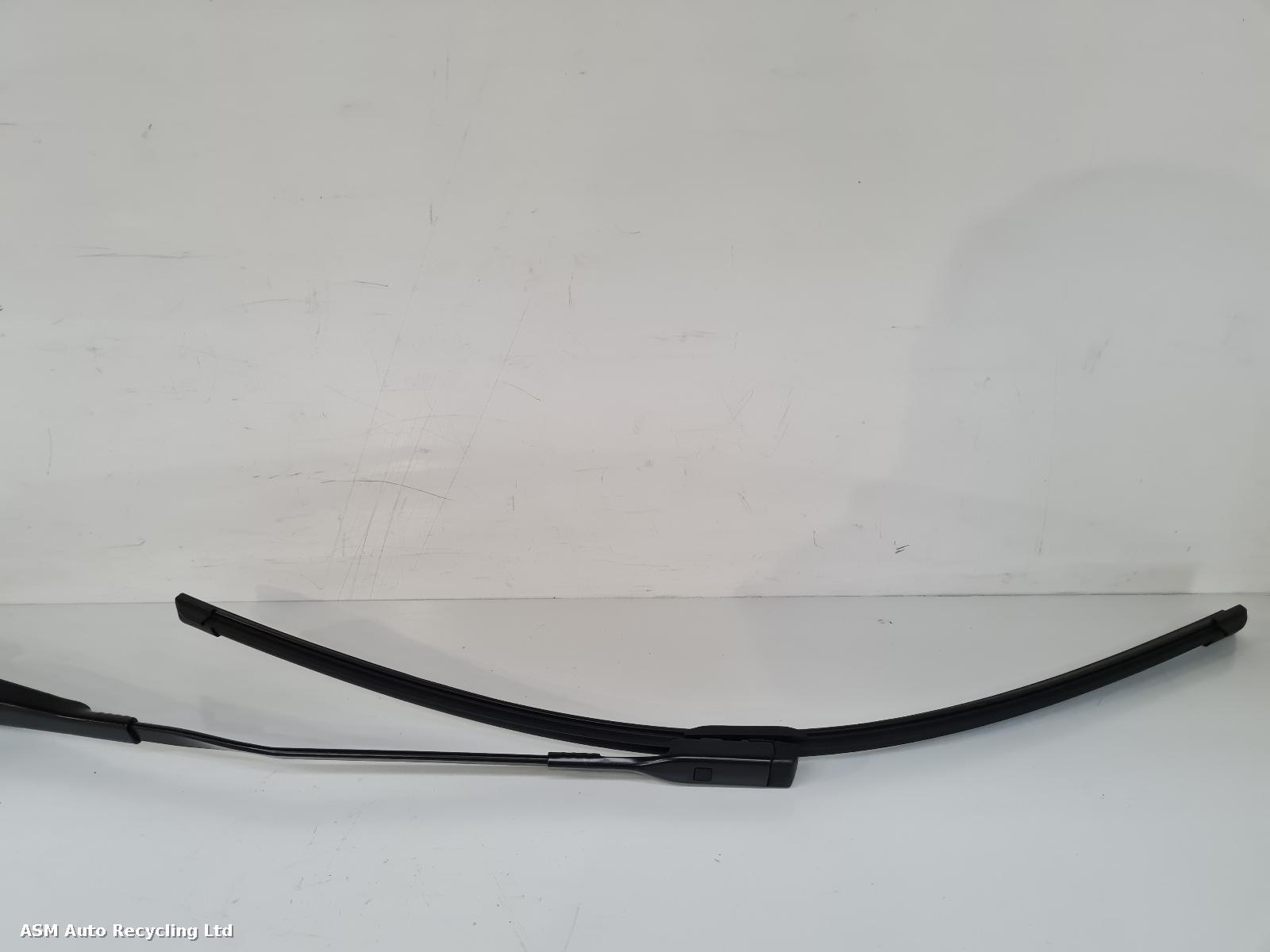 View Auto part Wiper Arm Land Rover Range Rover Evoque 2025
