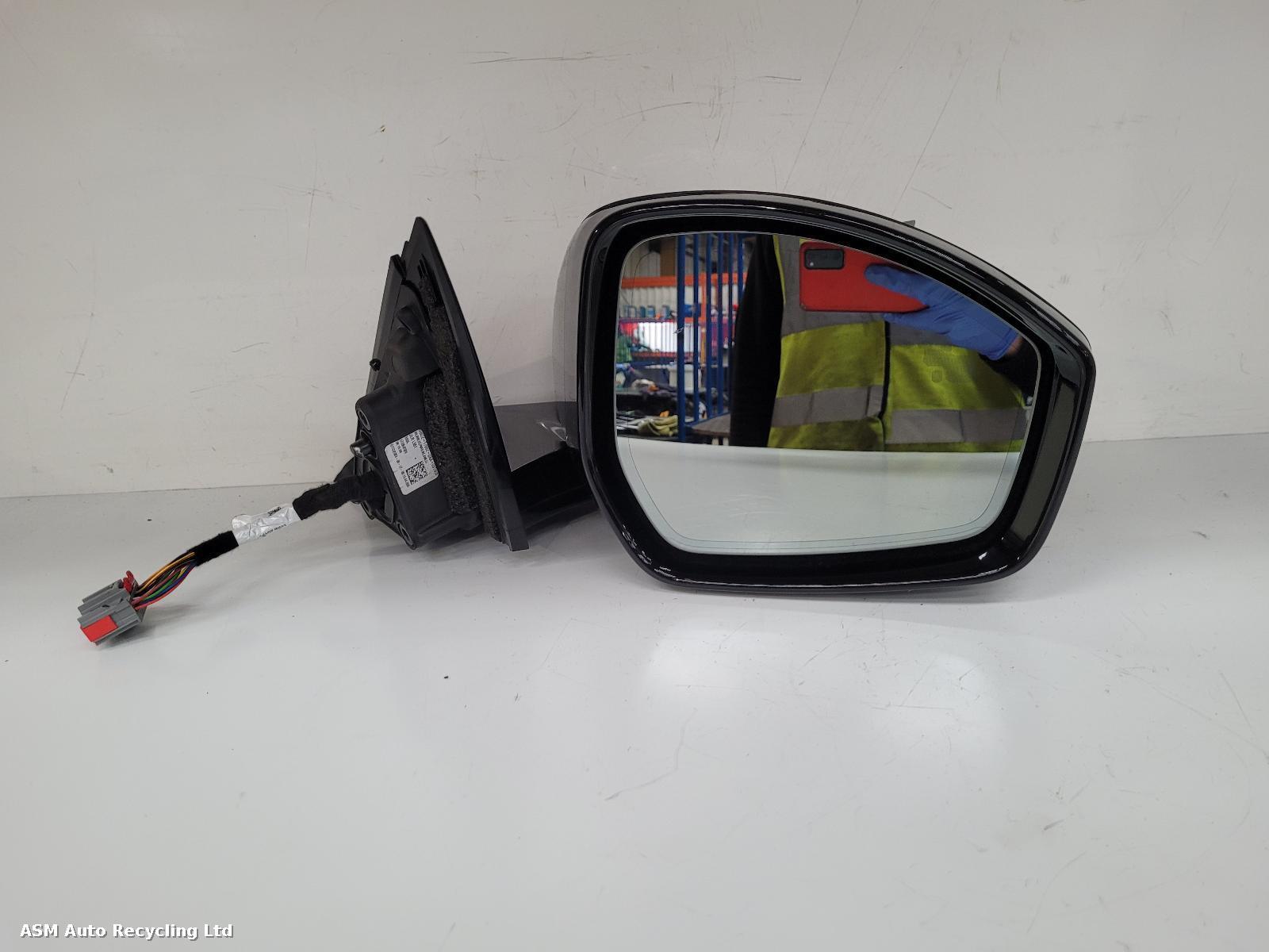 View Auto part R Door Mirror Land Rover Range Rover Evoque 2025
