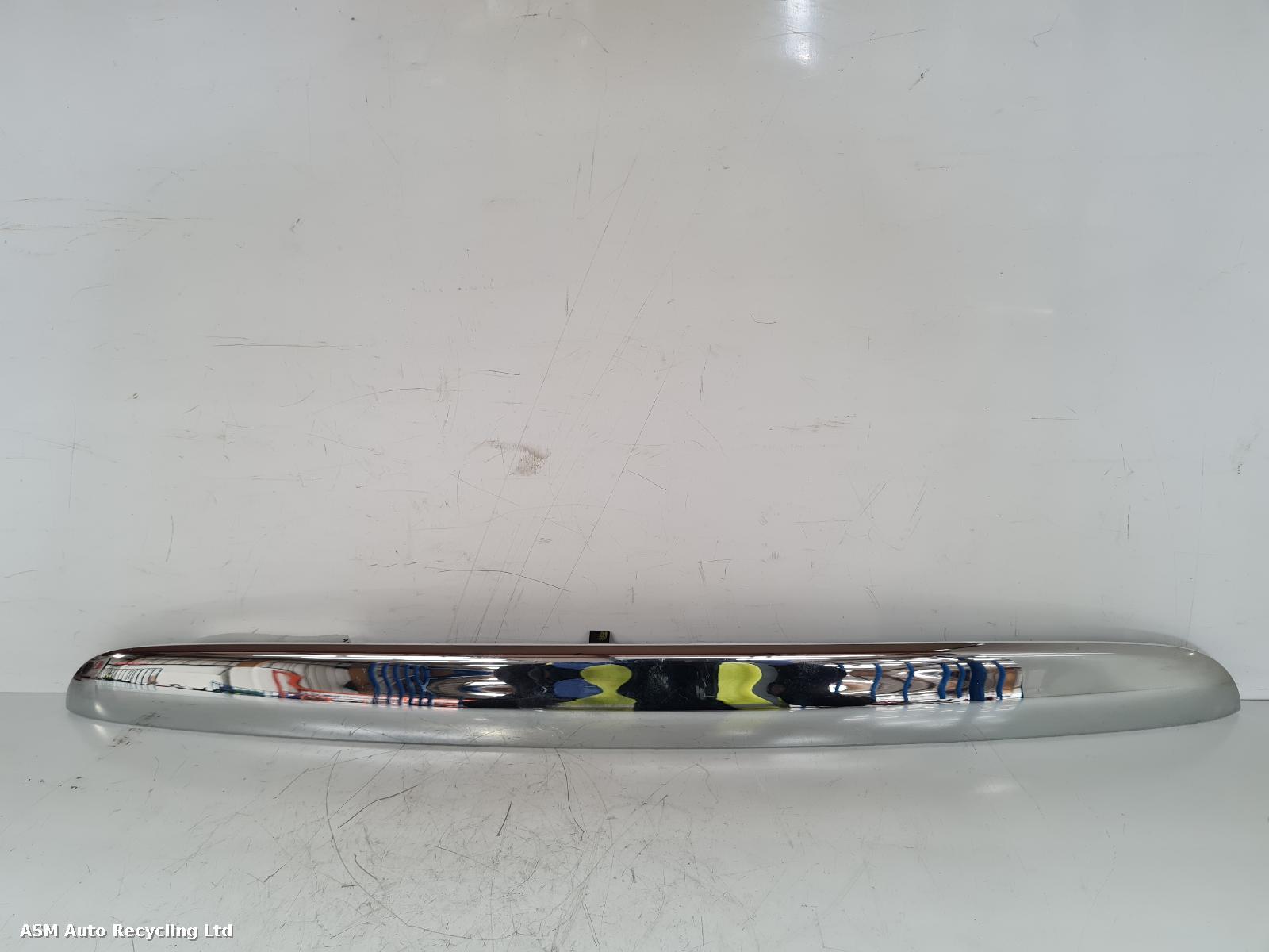 View Auto part Tailgate Handle Mini (bmw) Mini 2010