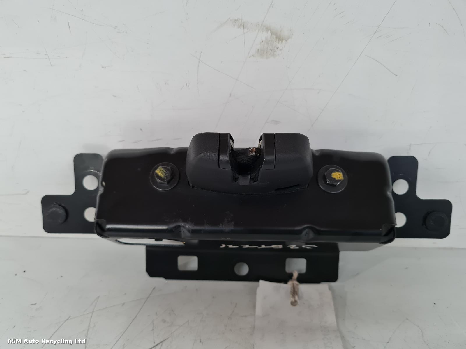 View Auto part Bootlid/Tailgate Lock Peugeot 208 2013