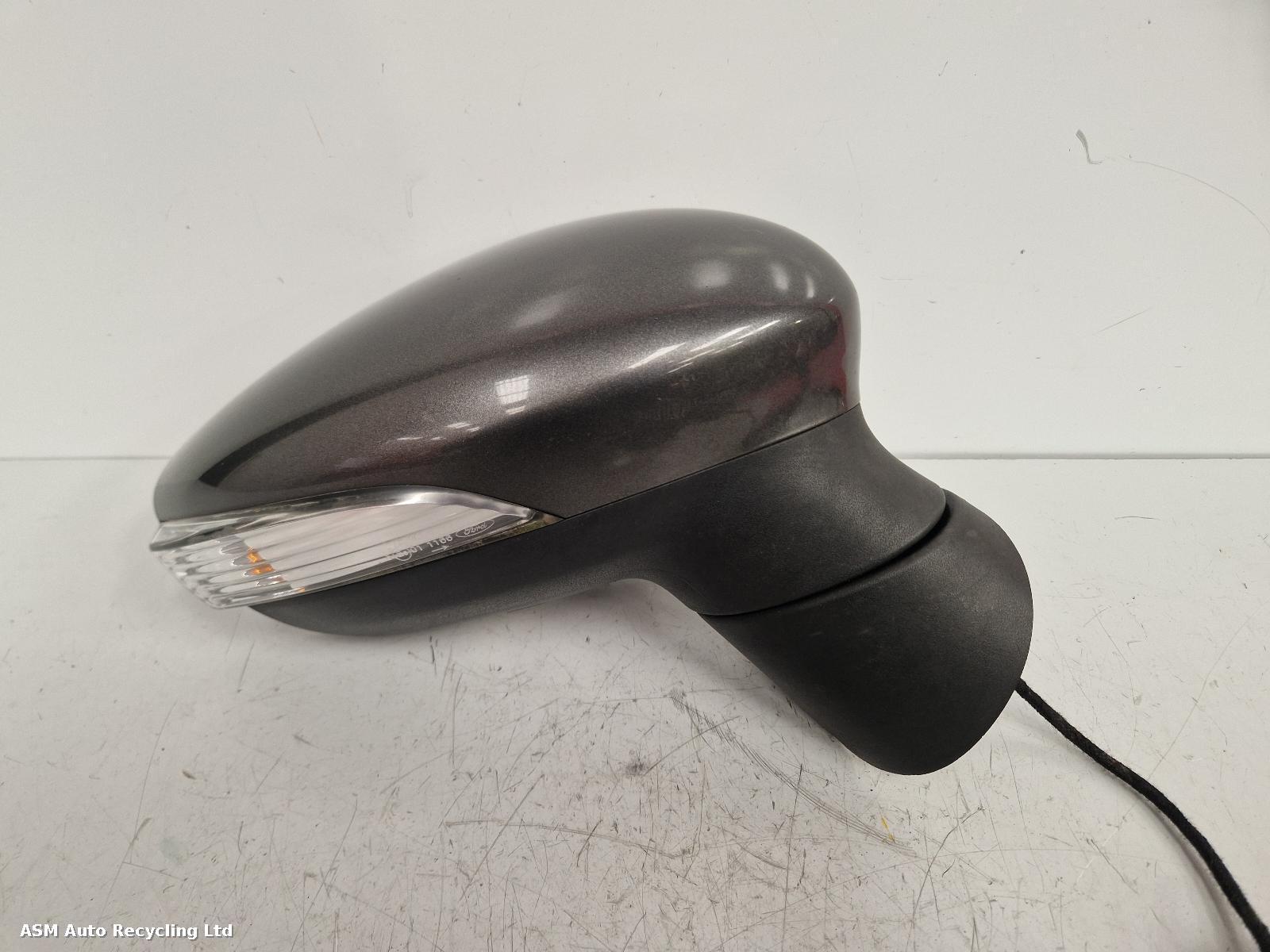 View Auto part R Door Mirror Ford Fiesta 2017