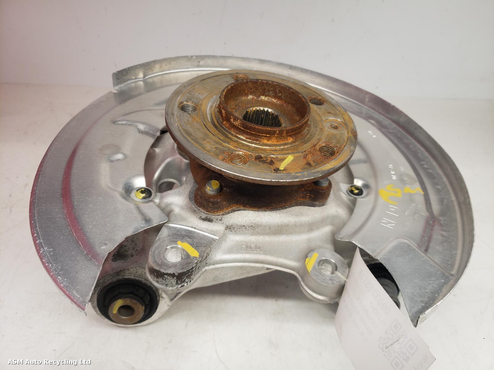 View Auto part LR Hub/Stub Axle Assembly Land Rover Range Rover Sport 2023
