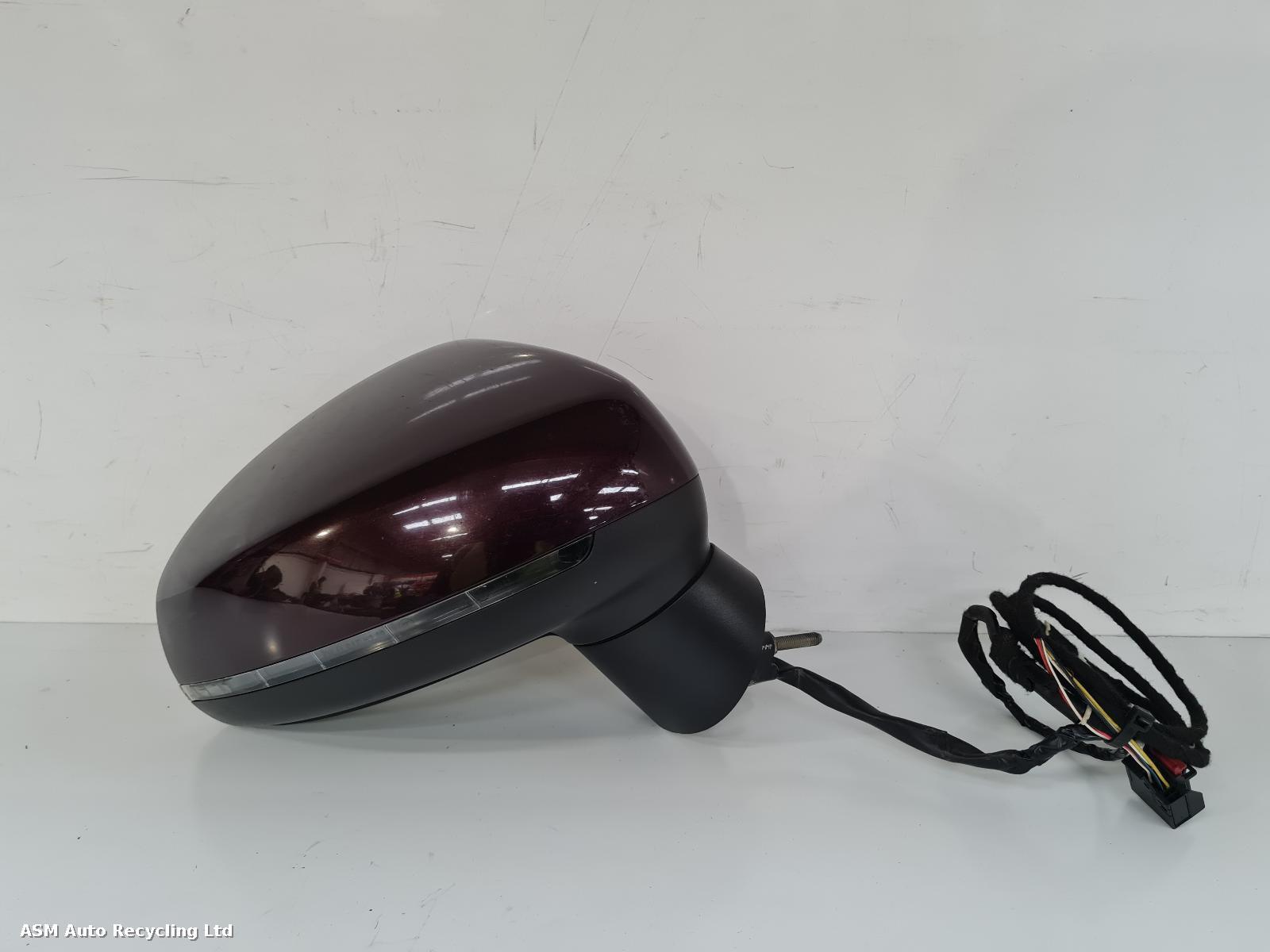View Auto part R Door Mirror Audi A1 2010