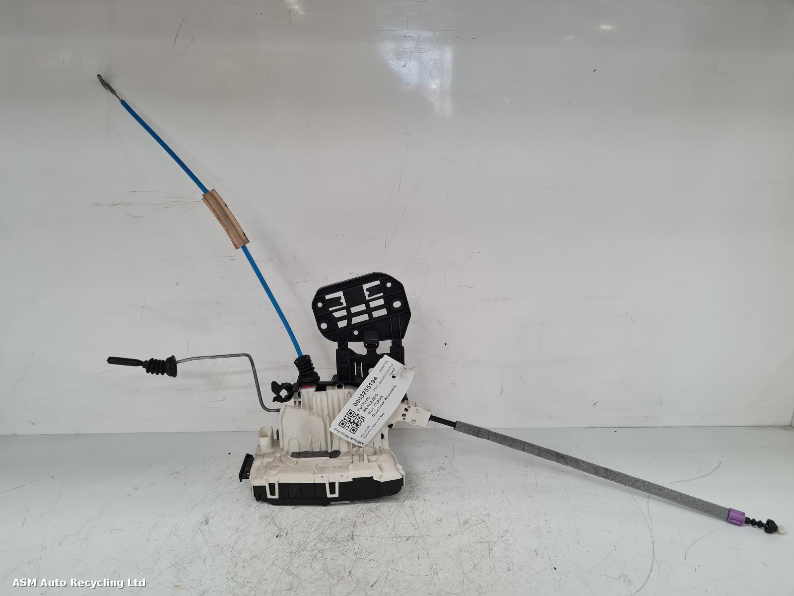 View Auto part Door Lock Assembly Mercedes Gla Class 2017