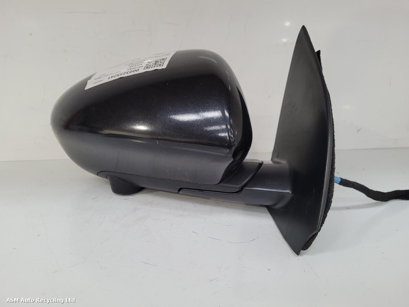 View Auto part R Door Mirror Nissan Qashqai 2012