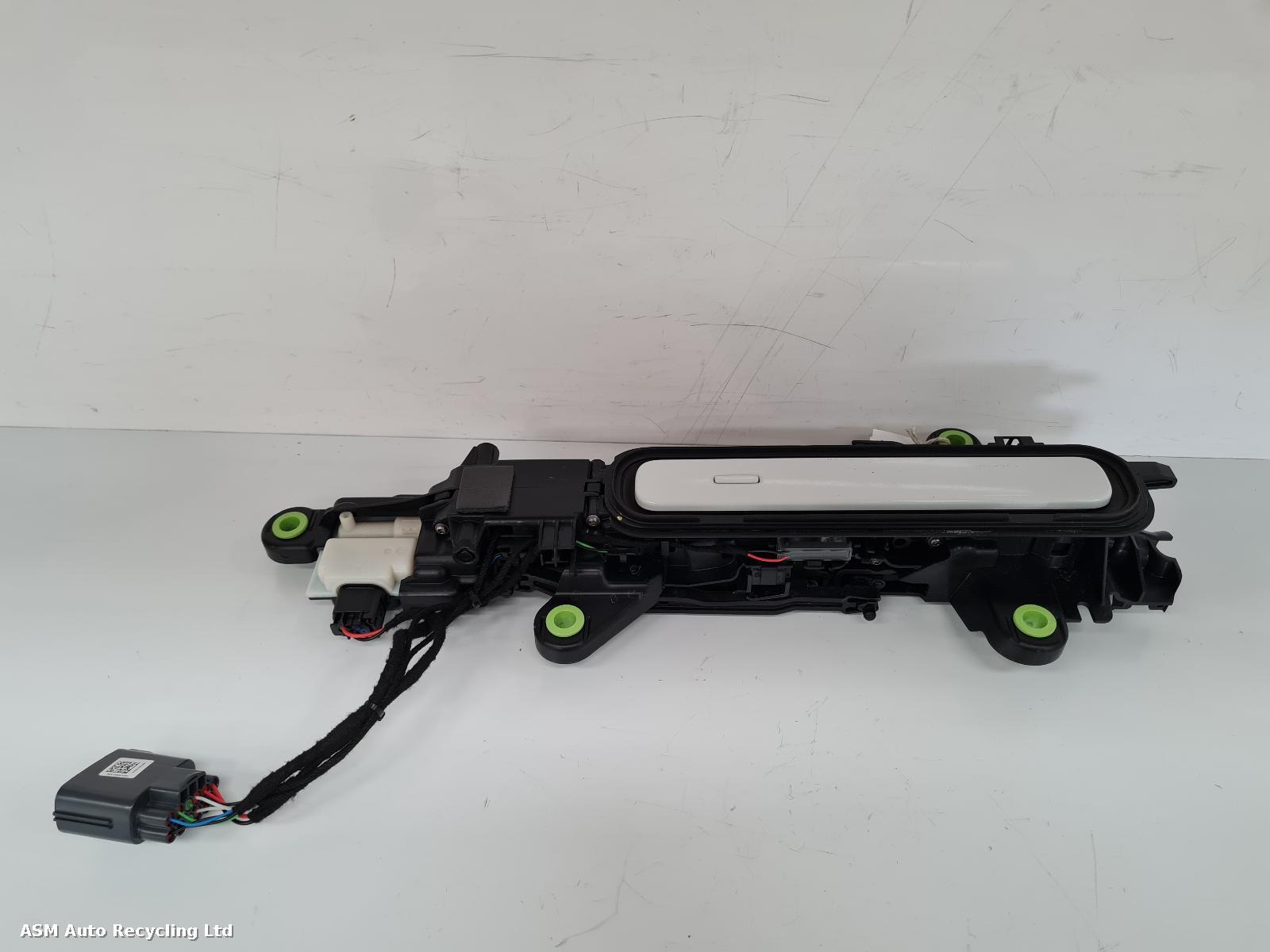 View Auto part Door Handle Land Rover Range Rover Evoque 2025