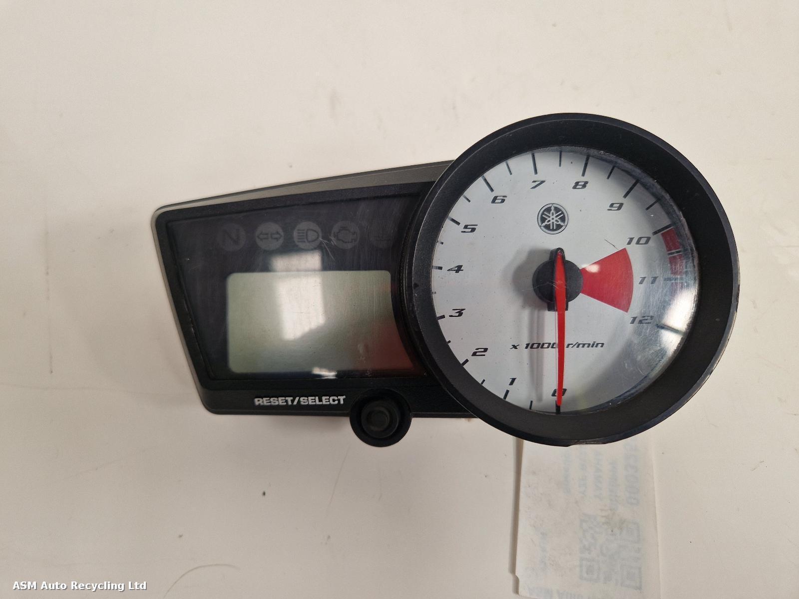 View Auto part Speedometer Yamaha Yzf R125 2010