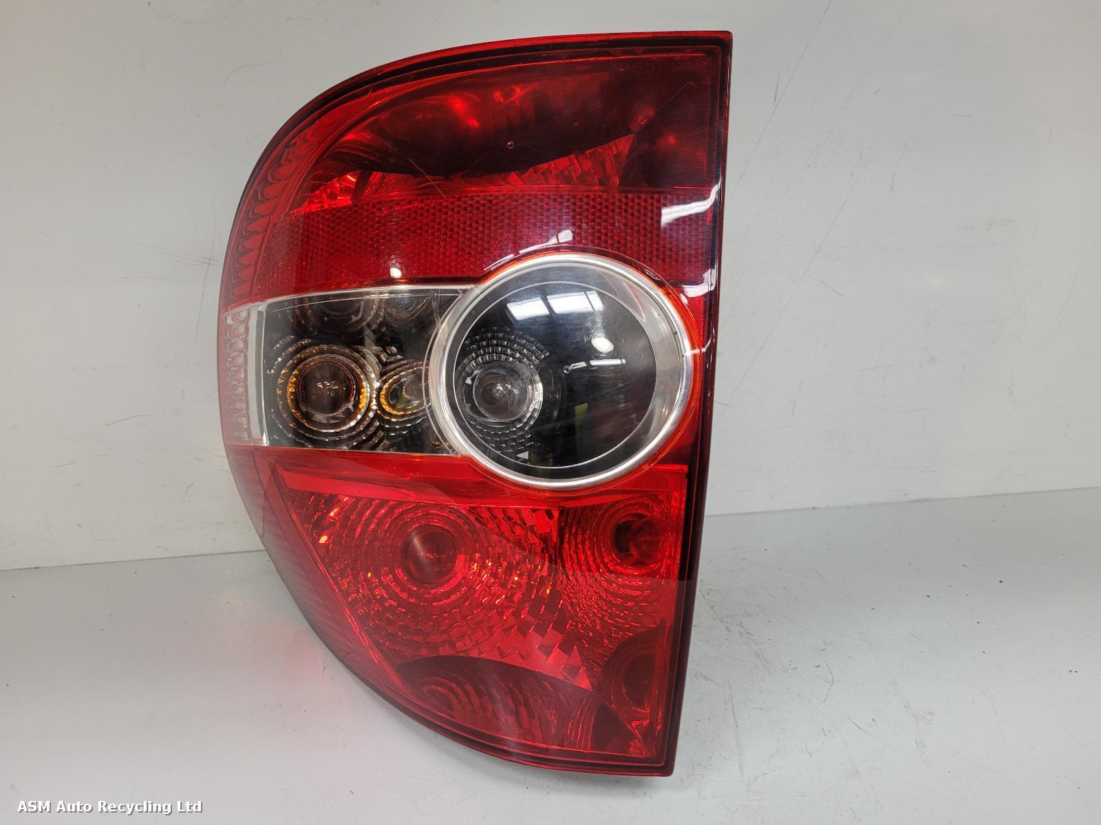 View Auto part R Taillight Volkswagen Fox 2011