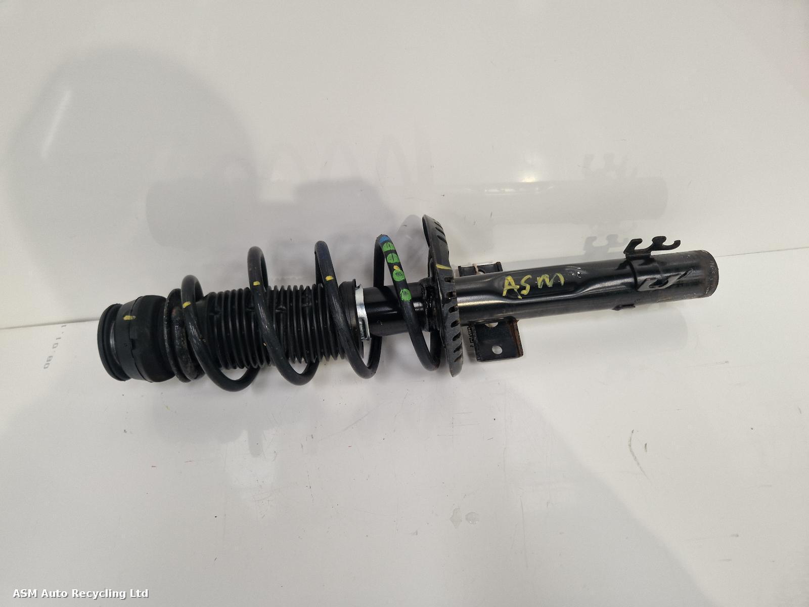 View Auto part RF Strut Volkswagen Polo 2010
