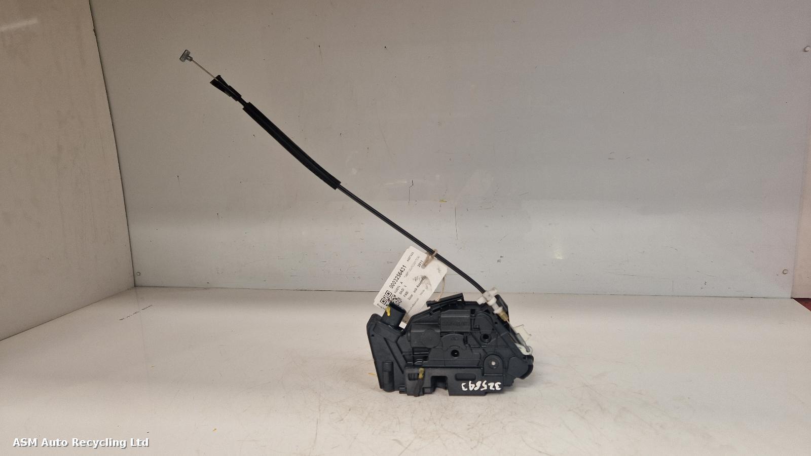 View Auto part Door Lock Assembly Skoda Fabia 2011