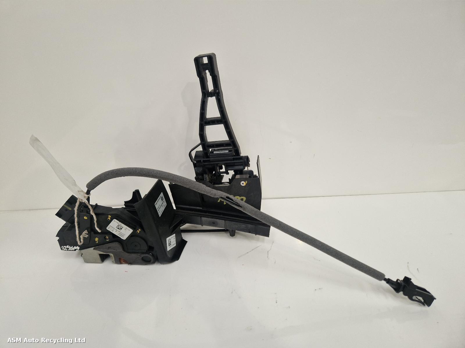 View Auto part Door Lock Assembly Ford Focus 2013