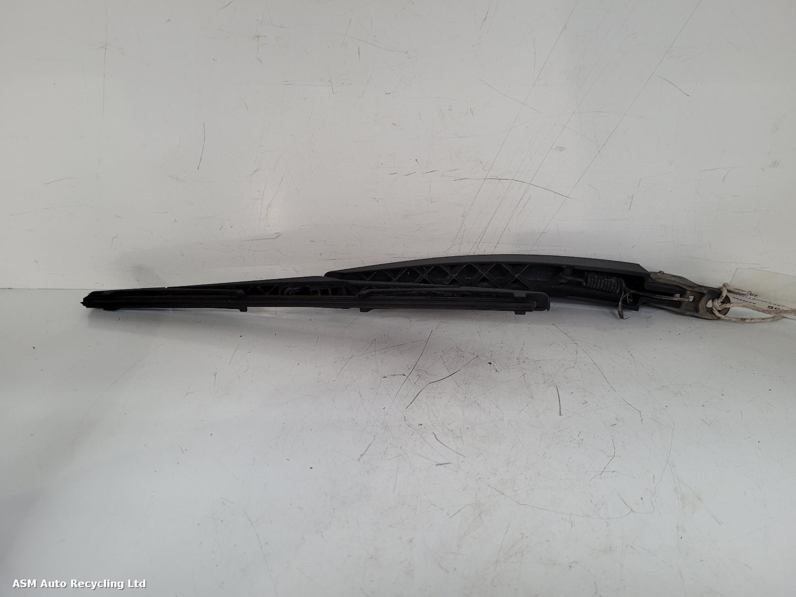 View Auto part Wiper Arm Ford Fiesta 2014