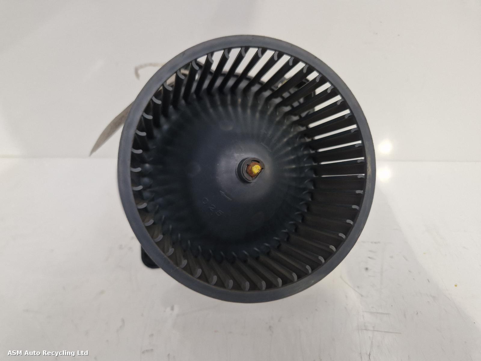 View Auto part Heater Motor/Assembly Hyundai I10 2013
