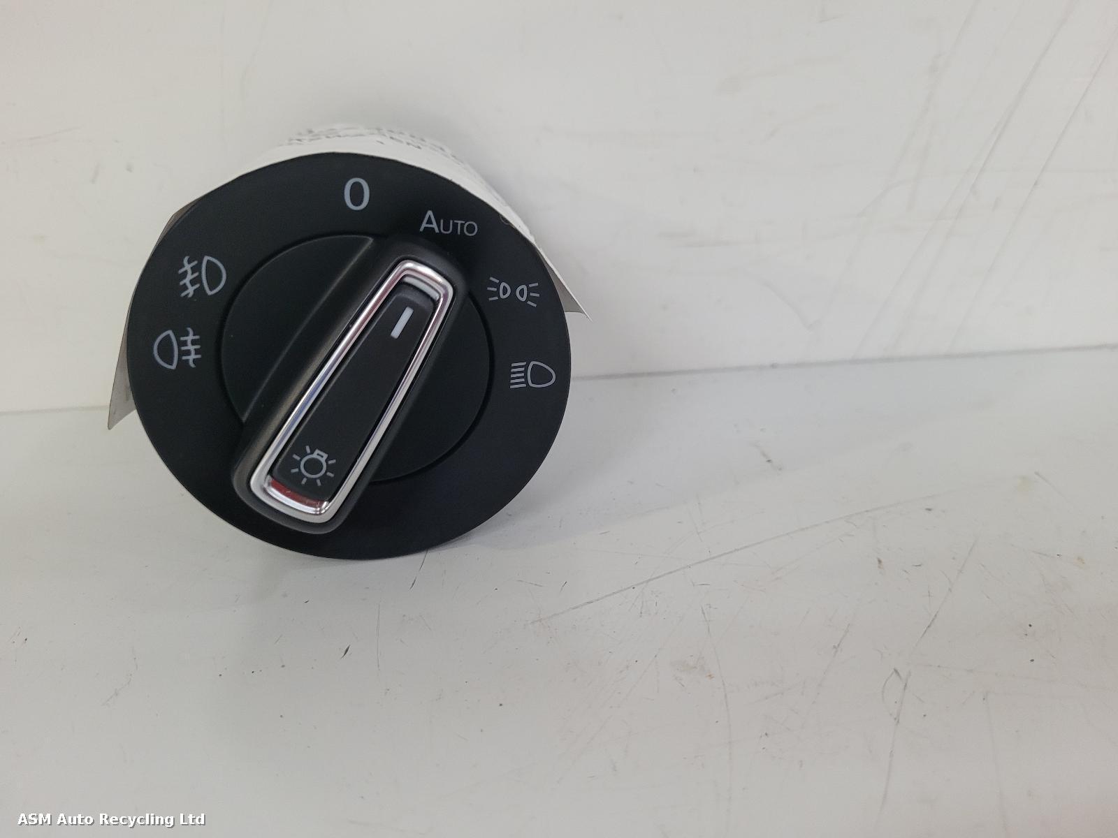 View Auto part Headlight Switch Volkswagen Golf 2018
