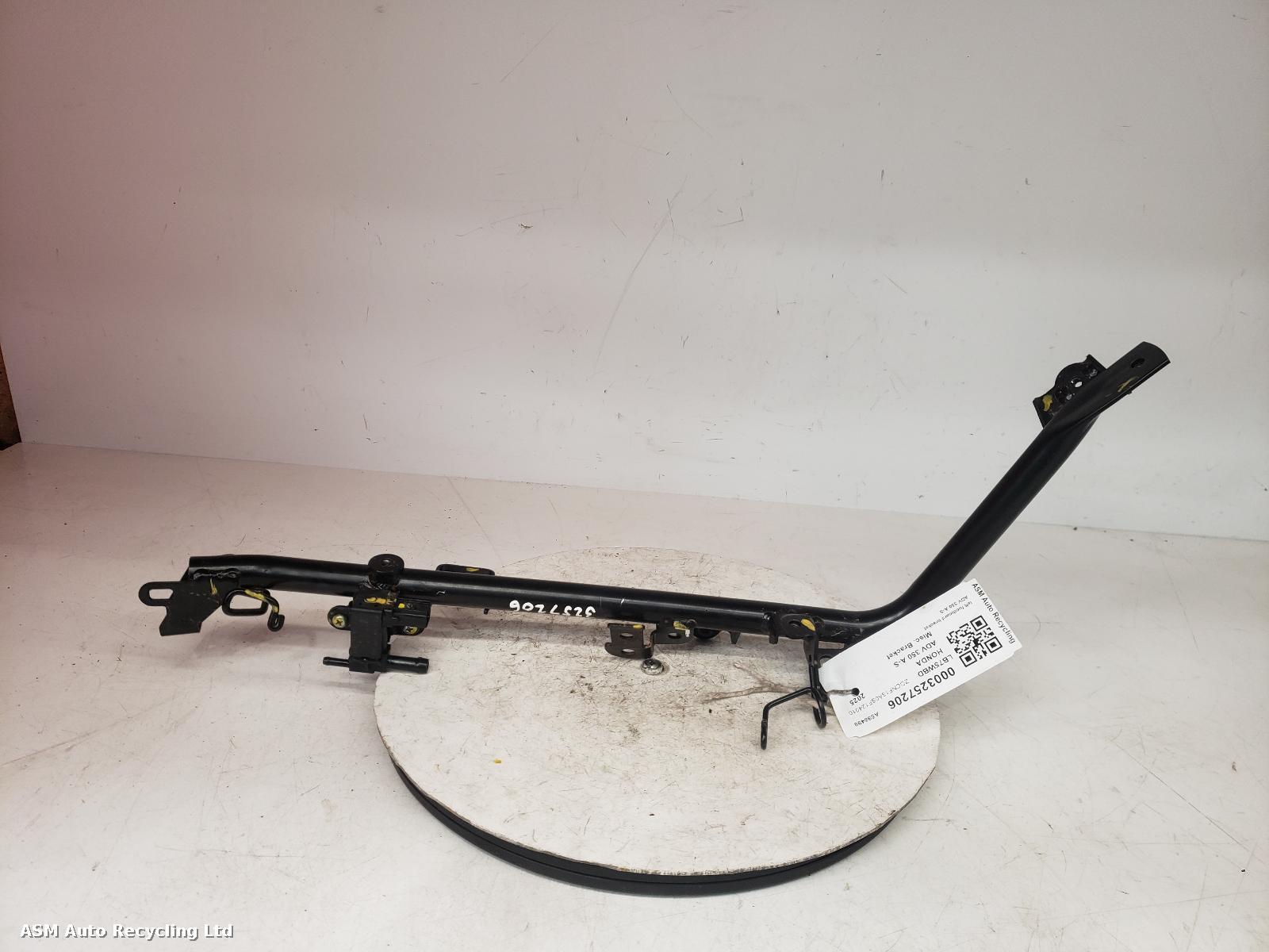 View Auto part Misc Bracket Honda Adv 350 A-s 2025