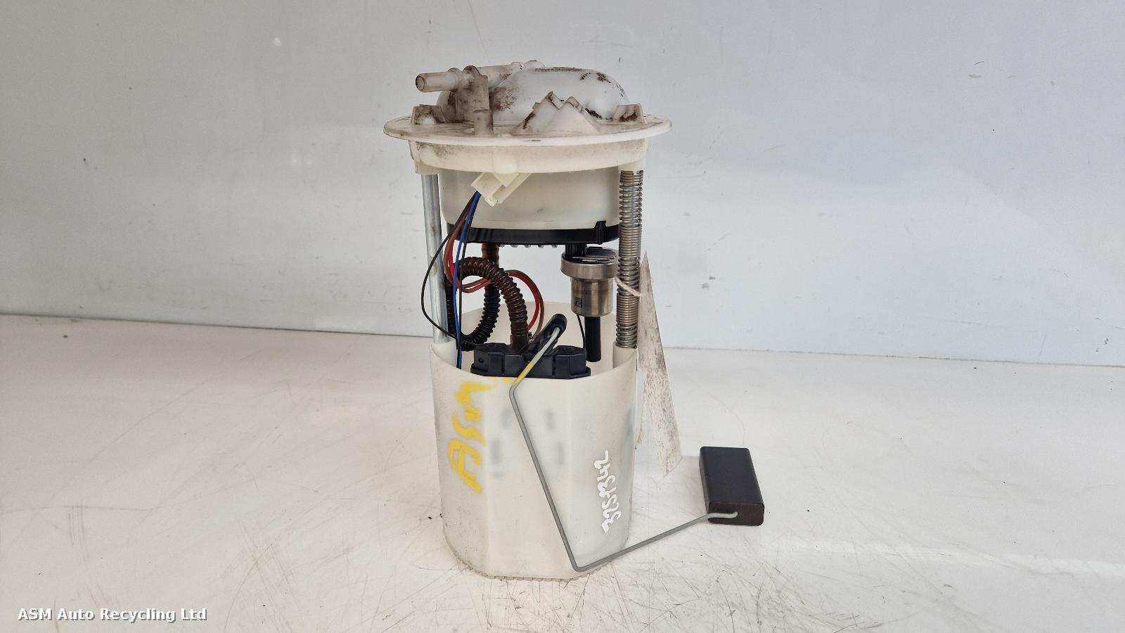 View Auto part Fuel Pump Ford Ka 2013