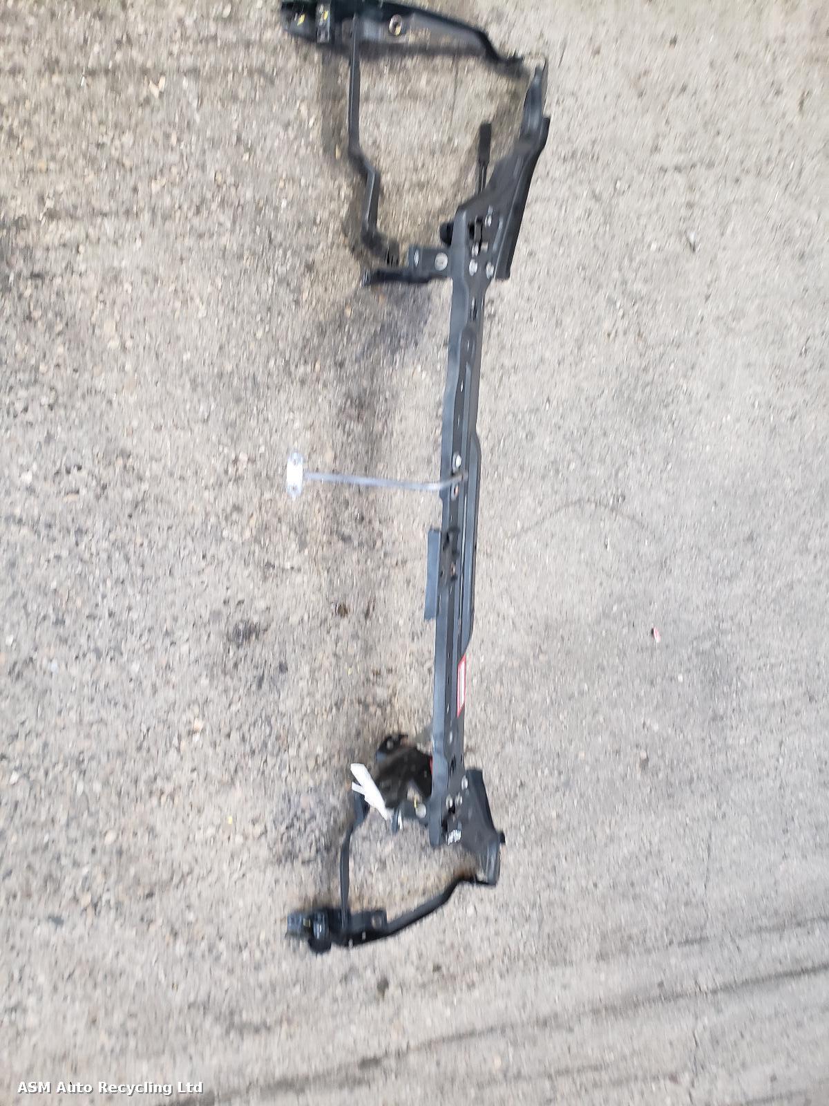 View Auto part Front Panel Mercedes C Class 2011