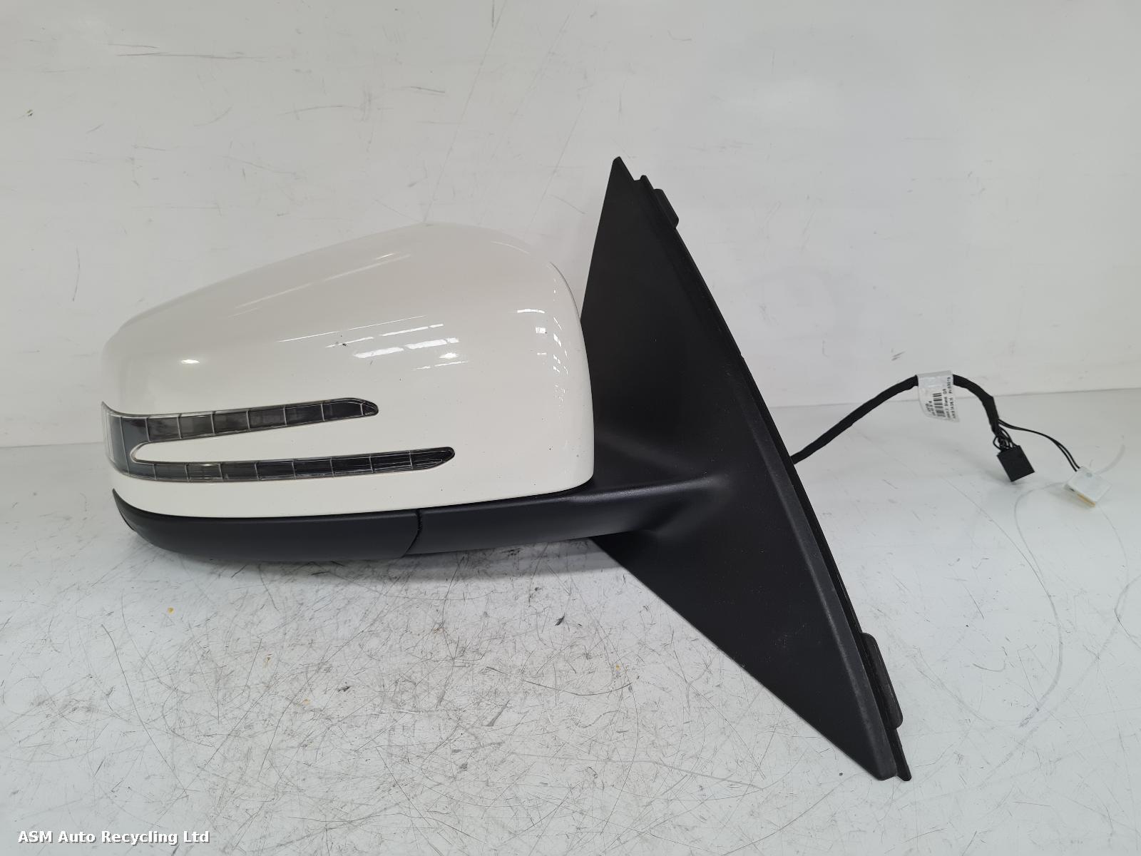 View Auto part R Door Mirror Mercedes C Class 2011