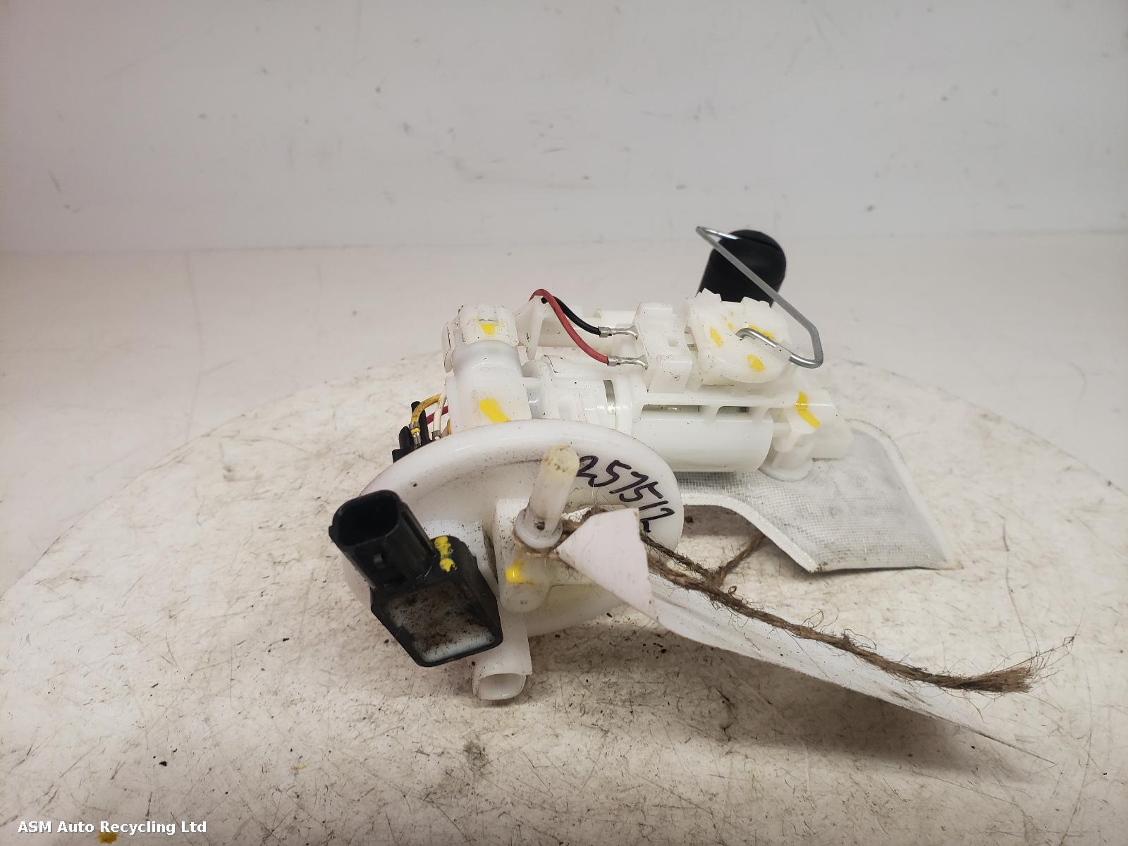View Auto part Fuel Pump Yamaha Ys 125 2017
